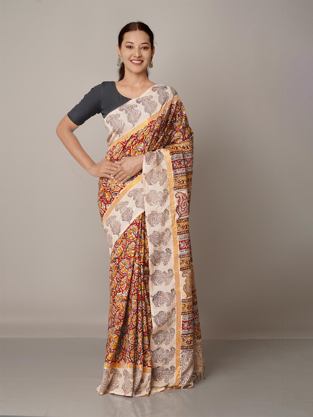 

Unnati Silks Cream-Coloured & Red Kalamkari Pure Silk Block Print Saree