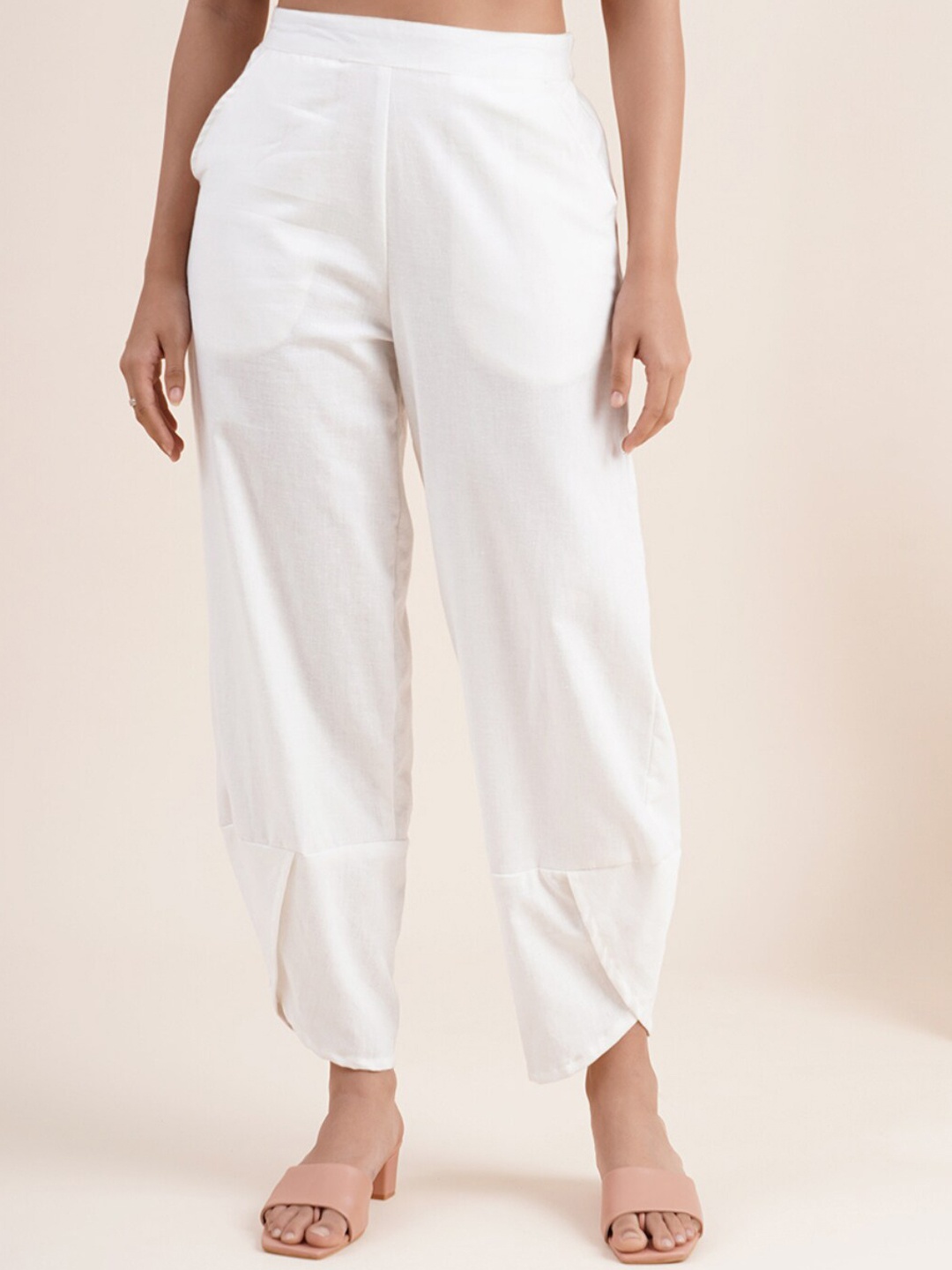 

Abhishti Women Overlapped Hem Trousers, White