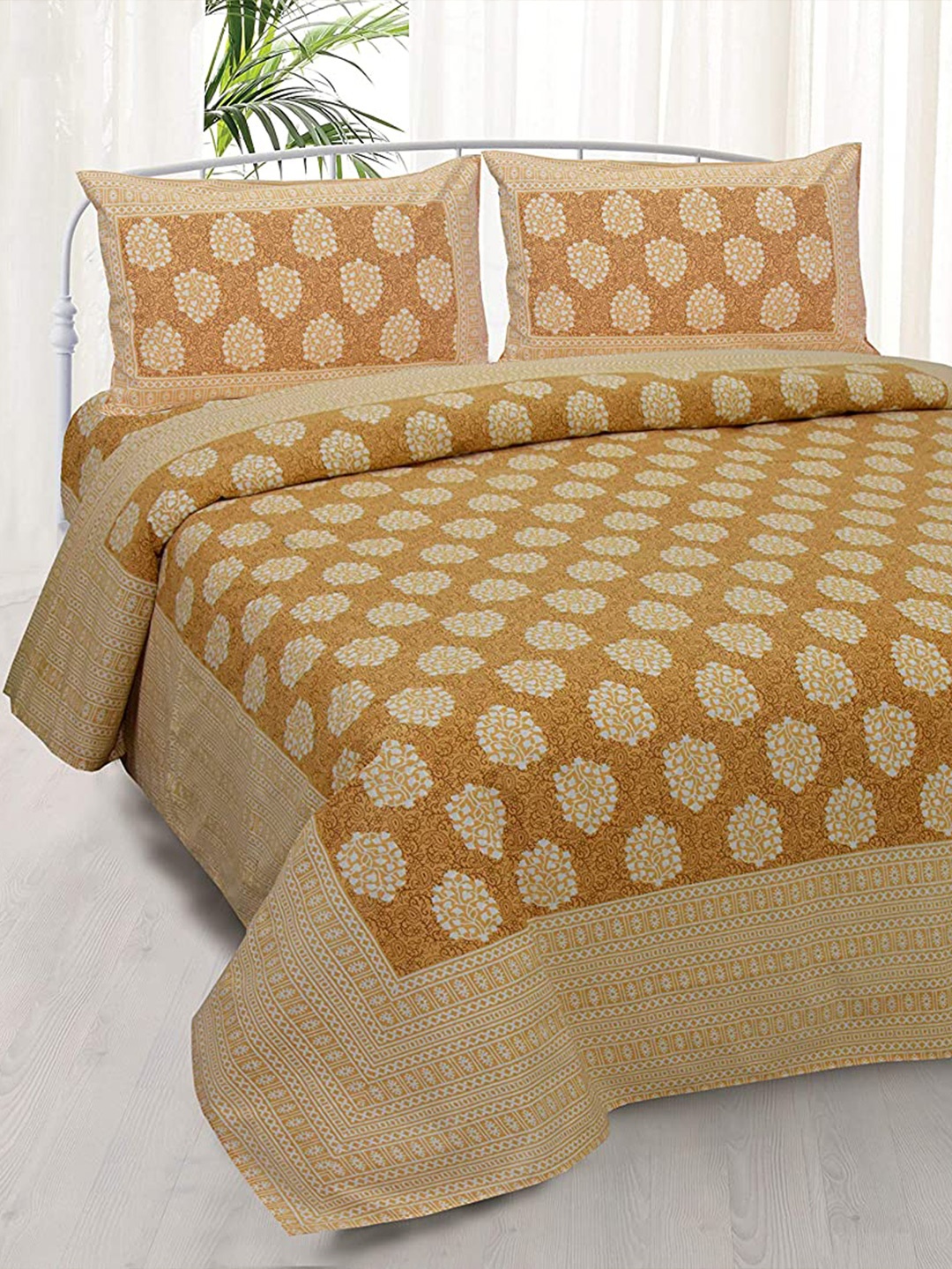 

EasyGoods Yellow & White Floral 300 TC King Cotton Bedsheet with 2 Pillow Covers