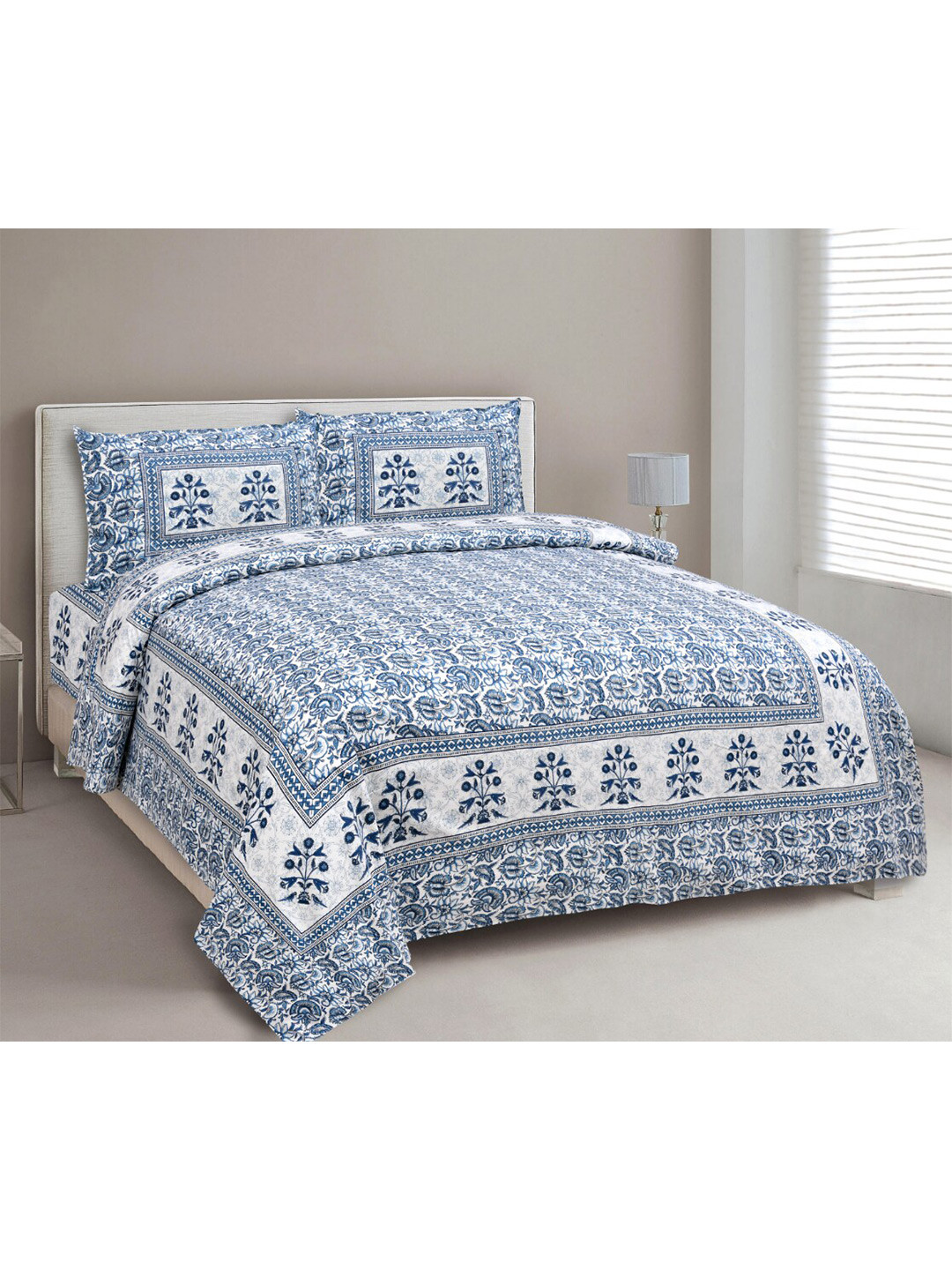 

EasyGoods White & Blue Printed 240 TC Pure Cotton King Bedsheet with 2 Pillow Covers