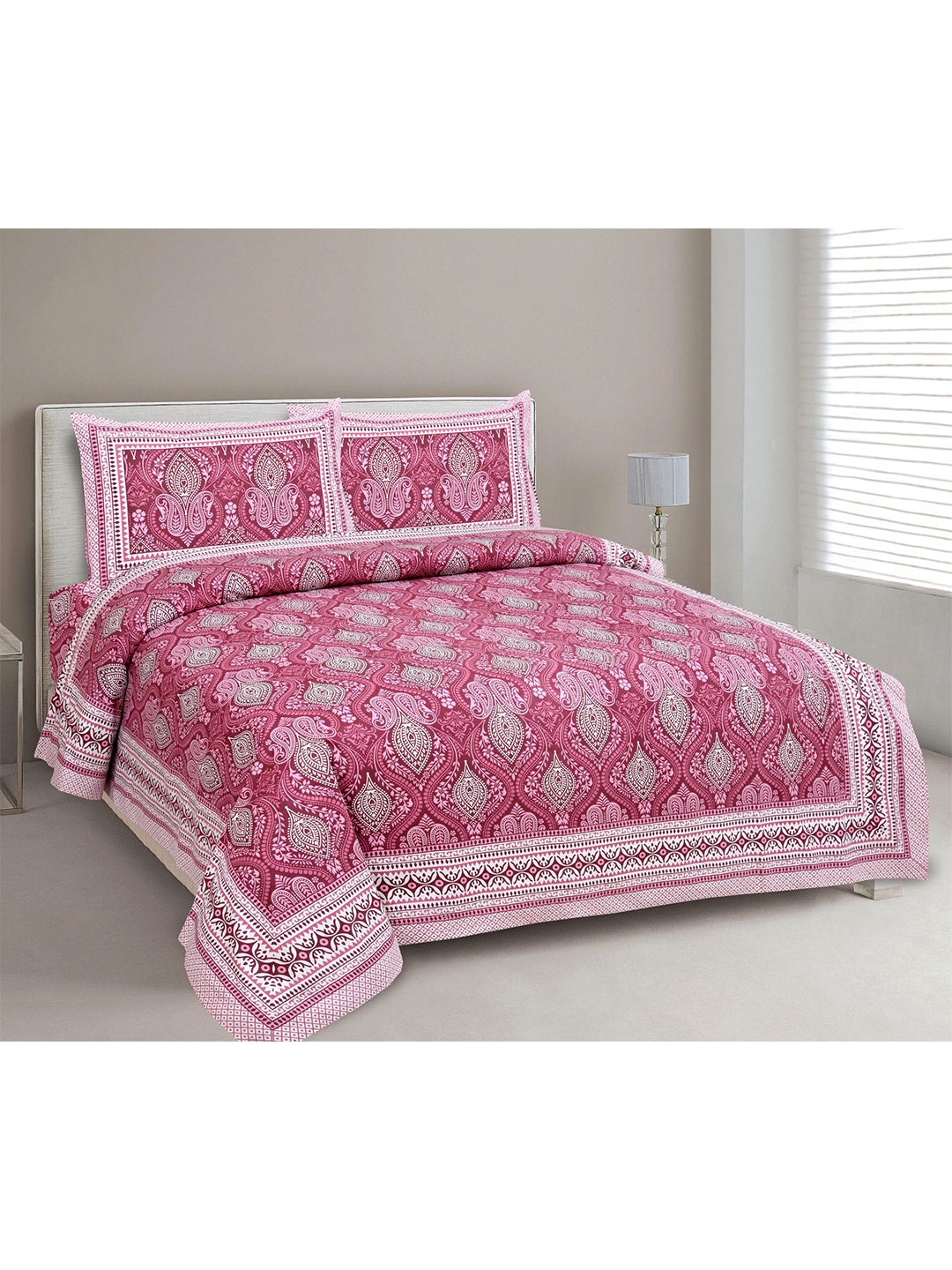 

EasyGoods Pink & White 300 TC King Bedsheet with 2 Pillow Covers