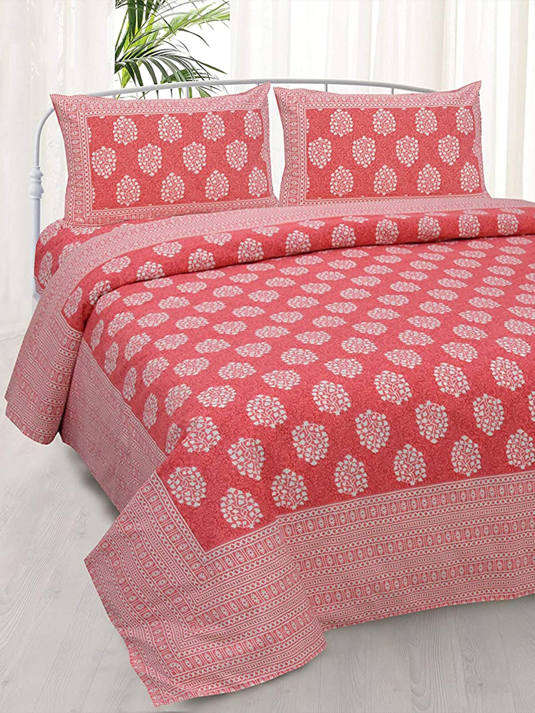 

EasyGoods Red & White Floral 300 TC King Bedsheet with 2 Pillow Covers