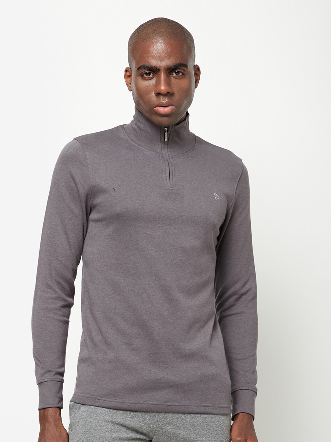 

SPORTO Men Grey Cotton High Neck Slim Fit T-shirt