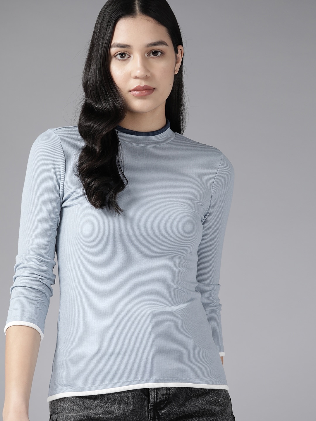 

The Roadster Lifestyle Co. High Neck Fitted Top, Blue