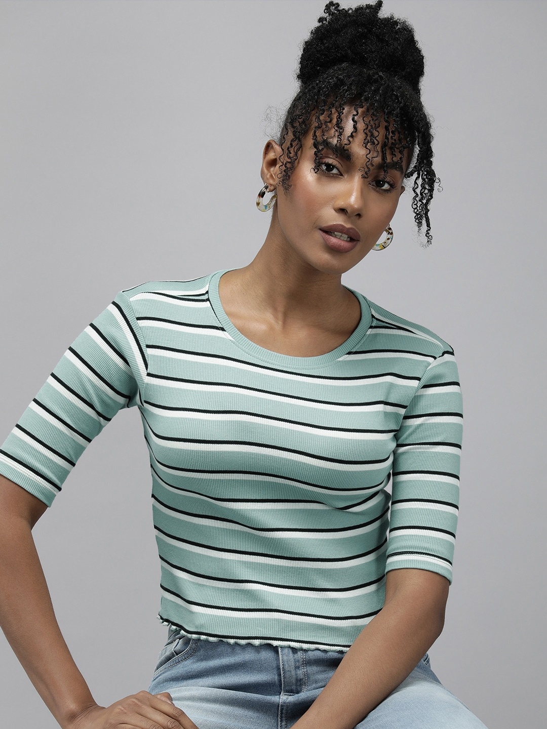 

The Roadster Life Co. Striped Round-Neck Crop T-shirt, Green