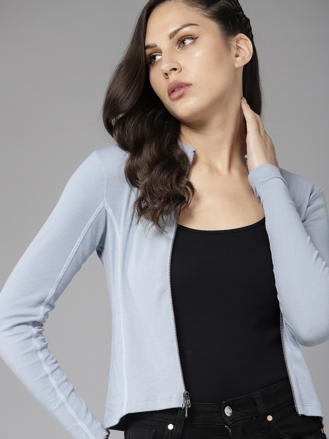 

The Roadster Lifestyle Co. Ribbed Mock Collar Zipper Fitted Top, Blue