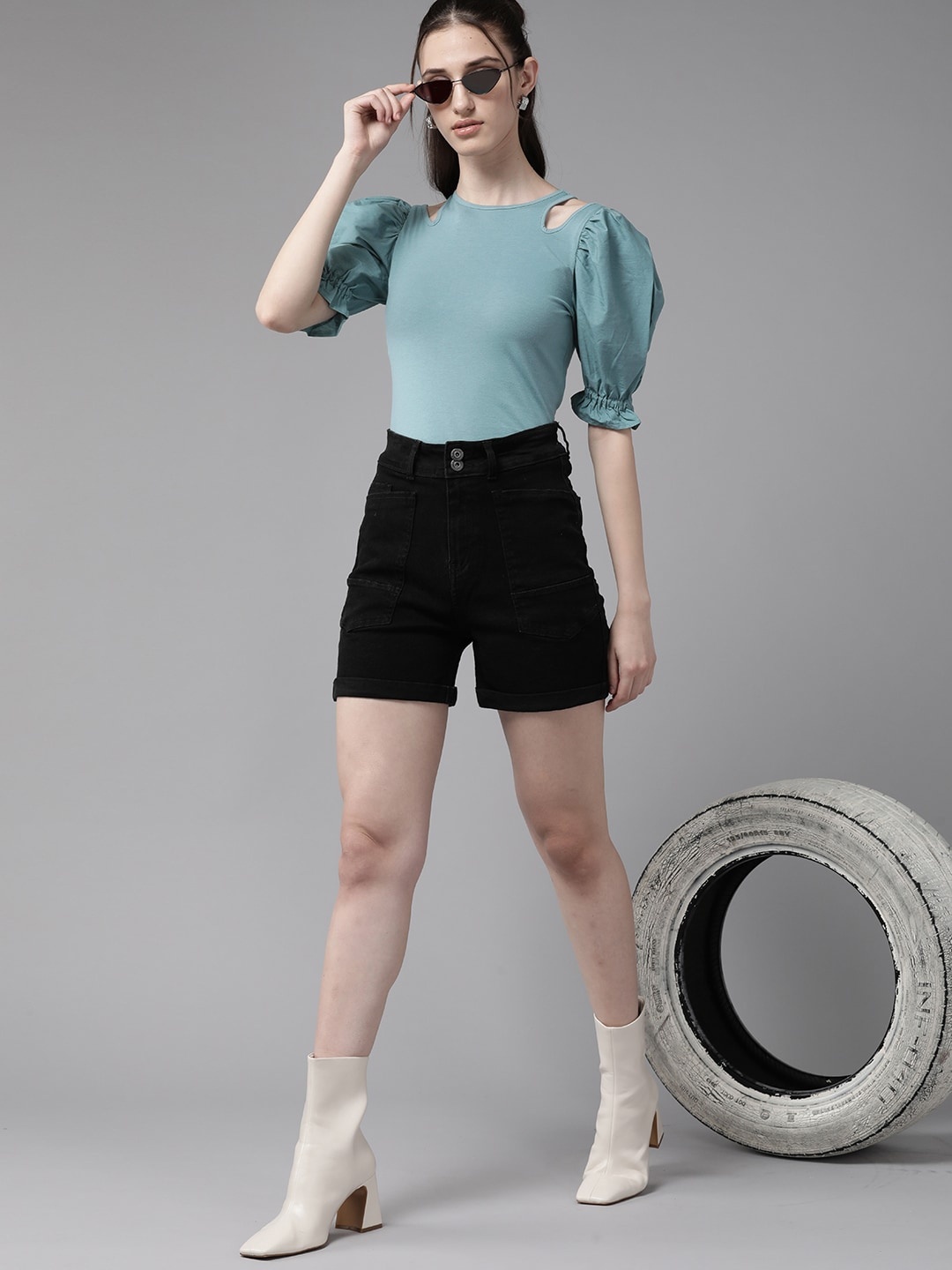 

The Roadster Lifestyle Co. Fitted Cut-out Top, Green