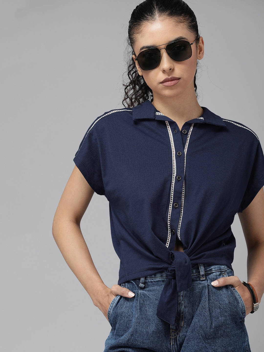 

The Roadster Lifestyle Co. Extended Sleeves Shirt Style Top With Waist Tie-Up Detail, Navy blue