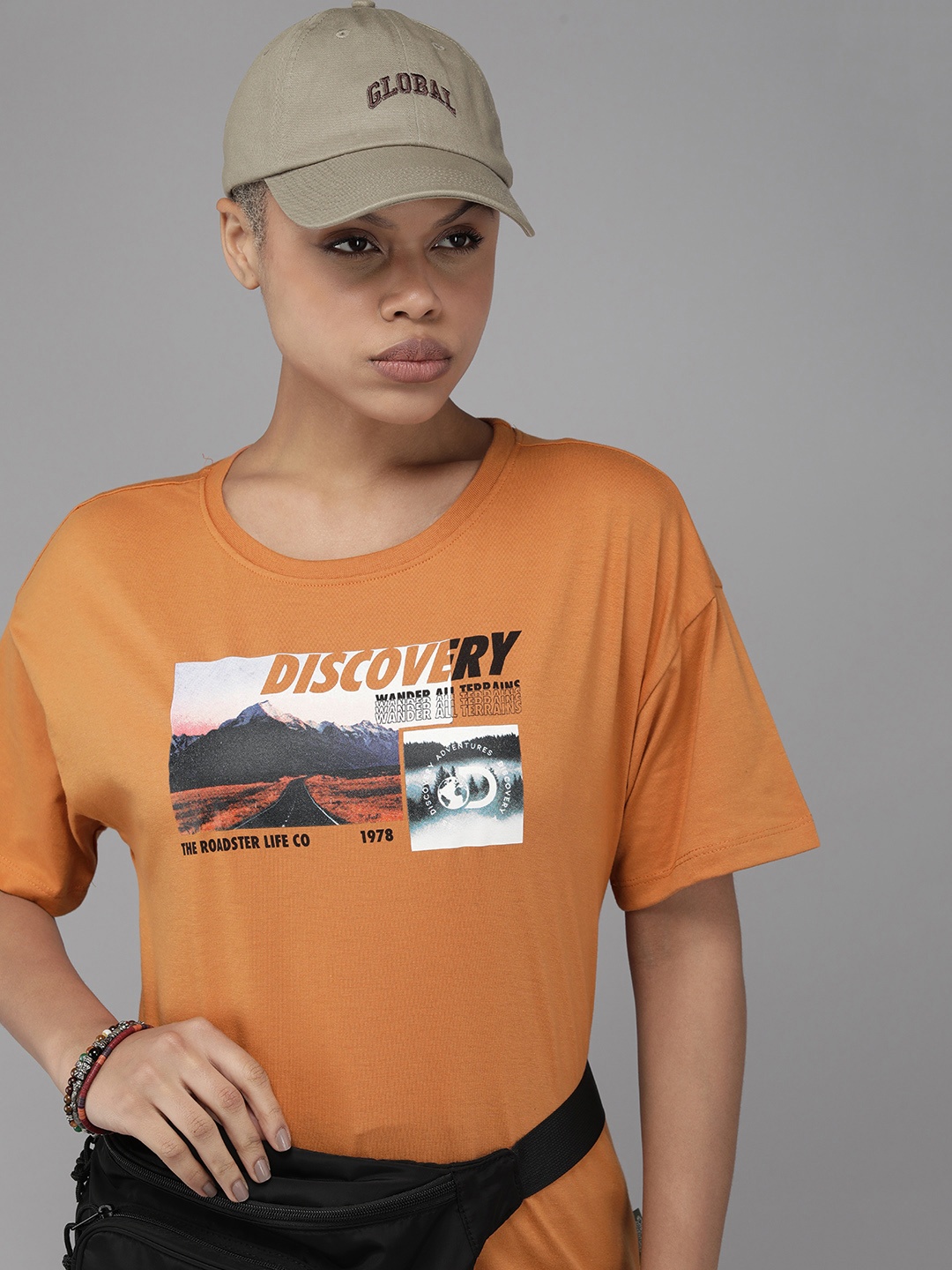 

The Roadster Lifestyle Co. X Discovery Adventures Health Guard PL Antimicrobial T-shirt, Rust