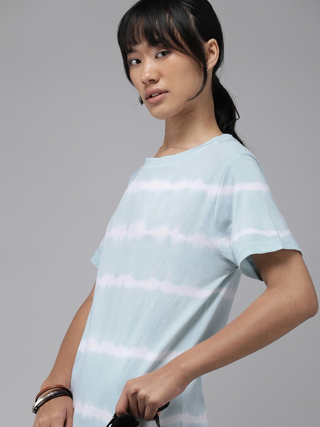 

The Roadster Lifestyle Co. Women Pure Cotton Tie and Dye T-shirt, Blue