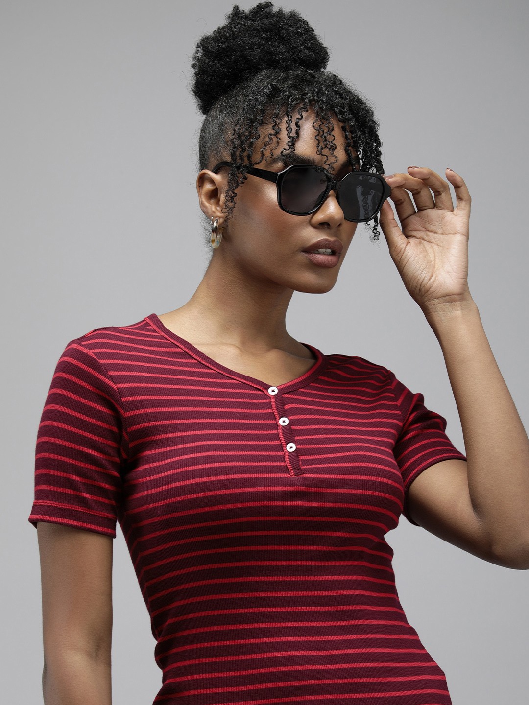 

The Roadster Life Co. Striped Henley Neck Casual T-shirt, Purple