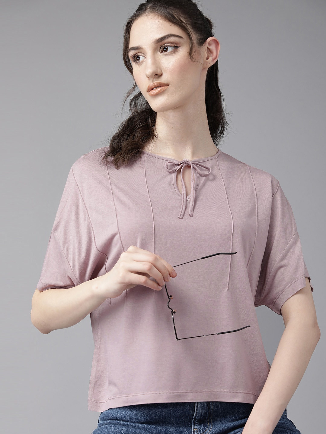 

The Roadster Lifestyle Co. Stitched Solid Tie-Up T-shirt, Mauve