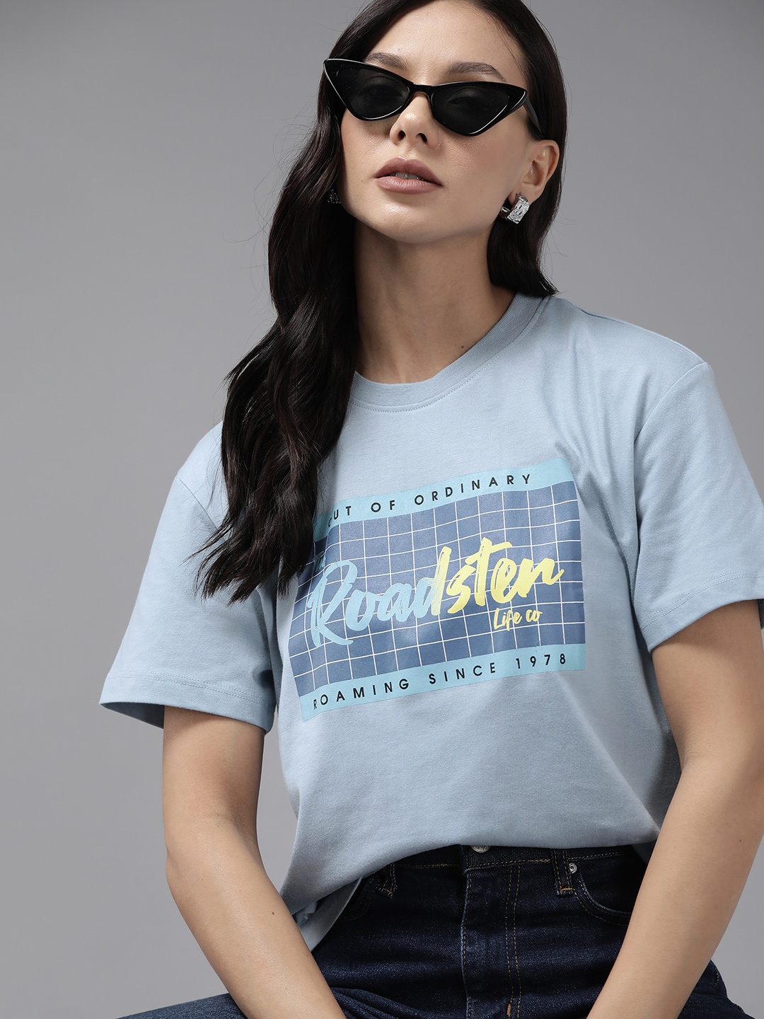 

The Roadster Lifestyle Co. Women Brand Logo Printed Crop T-shirt, Blue