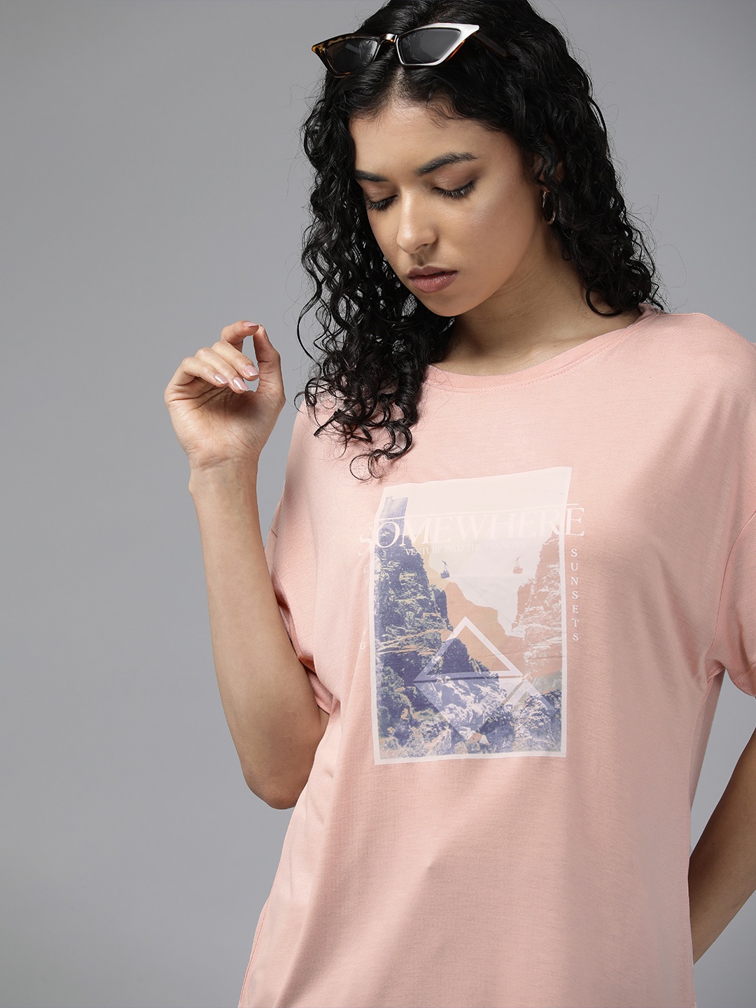 

The Roadster Lifestyle Co. Printed Drop-Shoulder Sleeves Boxy T-shirt, Peach