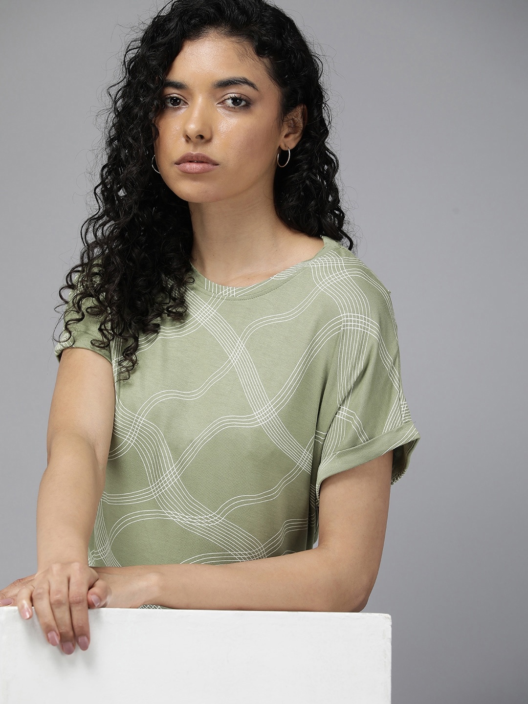

The Roadster Lifestyle Co. Women Printed Extended Sleeves Boxy T-shirt, Green