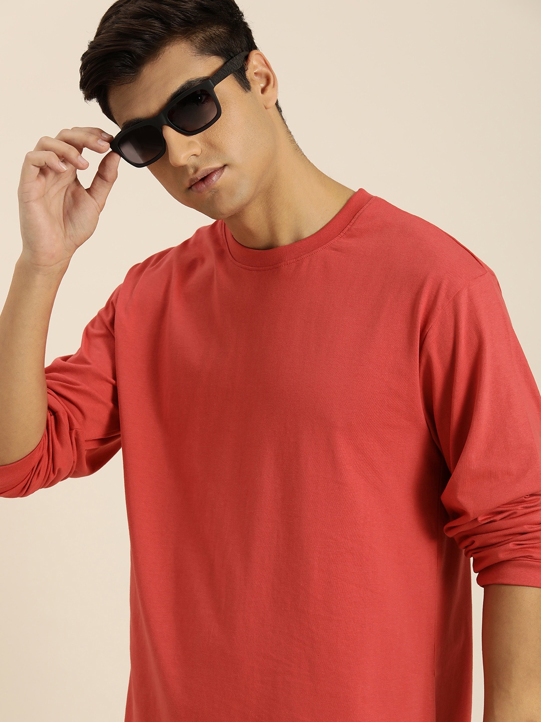 

DILLINGER Men Solid Oversized T-shirt, Red