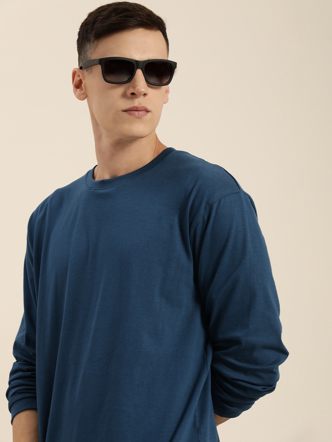 

Difference of Opinion Men Teal Blue Solid Pure Cotton Oversized T-shirt