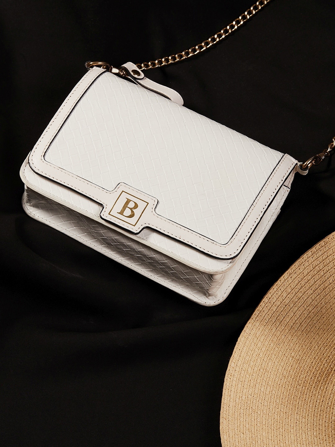 

Berrylush Women White Structured Sling Bag