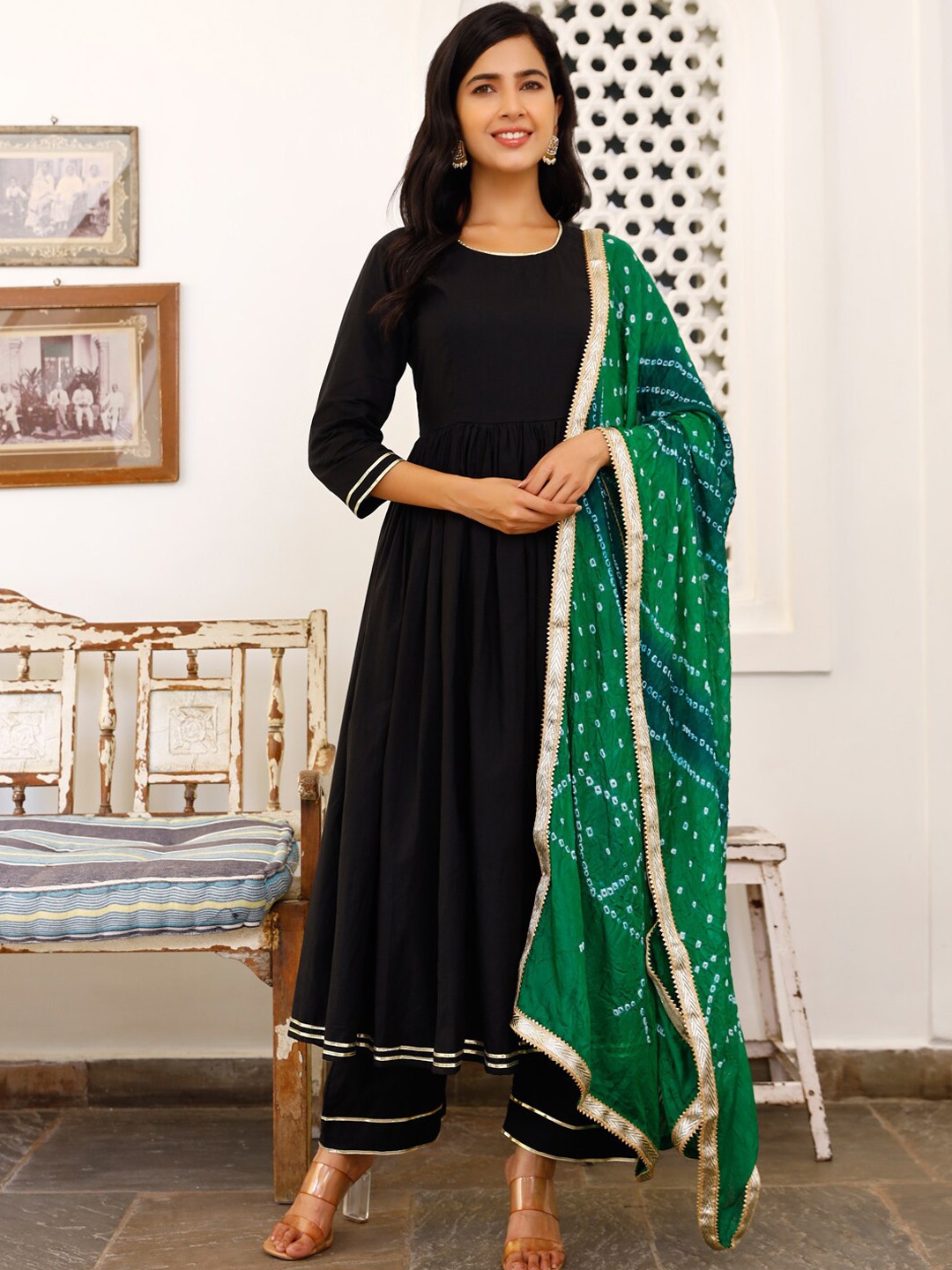 

Ambraee Women Black & Green Empire Kurta with Trousers & With Dupatta