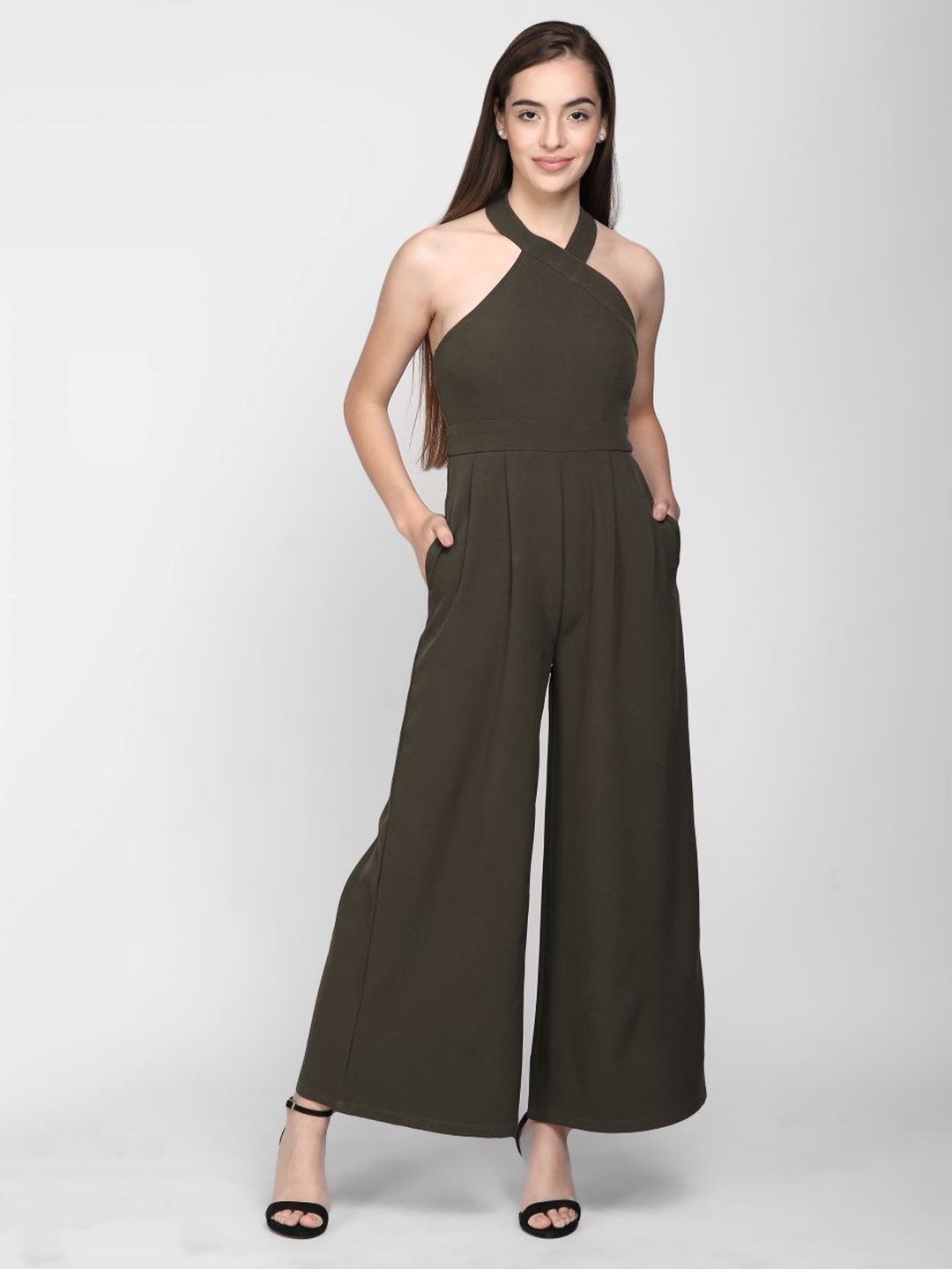 

I Love She Women Olive Green Halter Neck Basic Jumpsuit