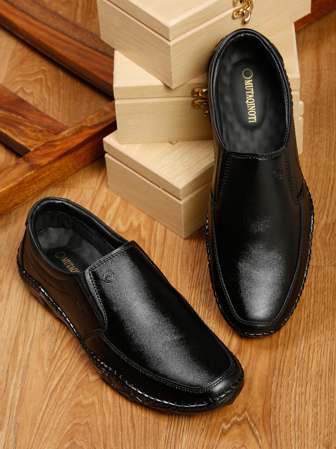 

MUTAQINOTI Men Black Solid Leather Formal Shoes