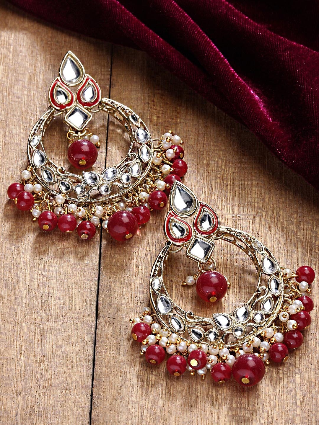 

KARATCART Women Red & Gold-Toned Contemporary Chandbalis Earrings