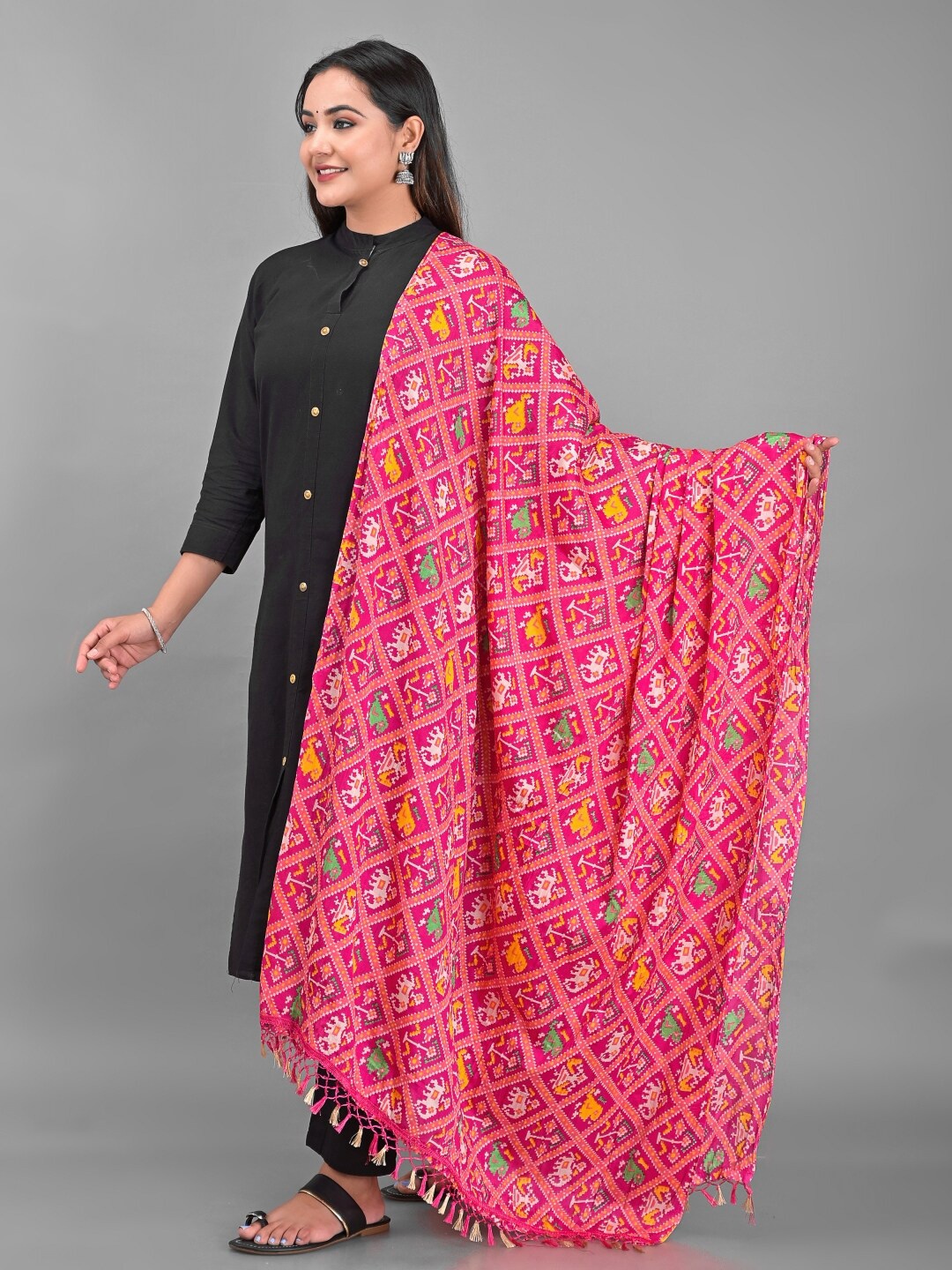 

Apratim Pink & White Printed Bandhani Dupatta