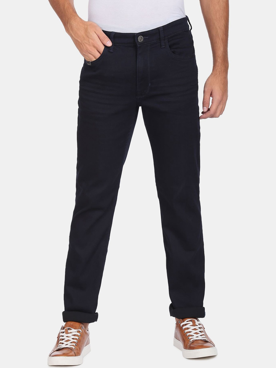 

Arrow Sport Men Blue Solid Jeans