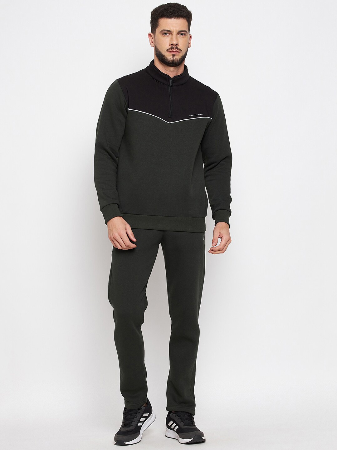 

Okane Men Olive Green & Black Colourblocked Tracksuits