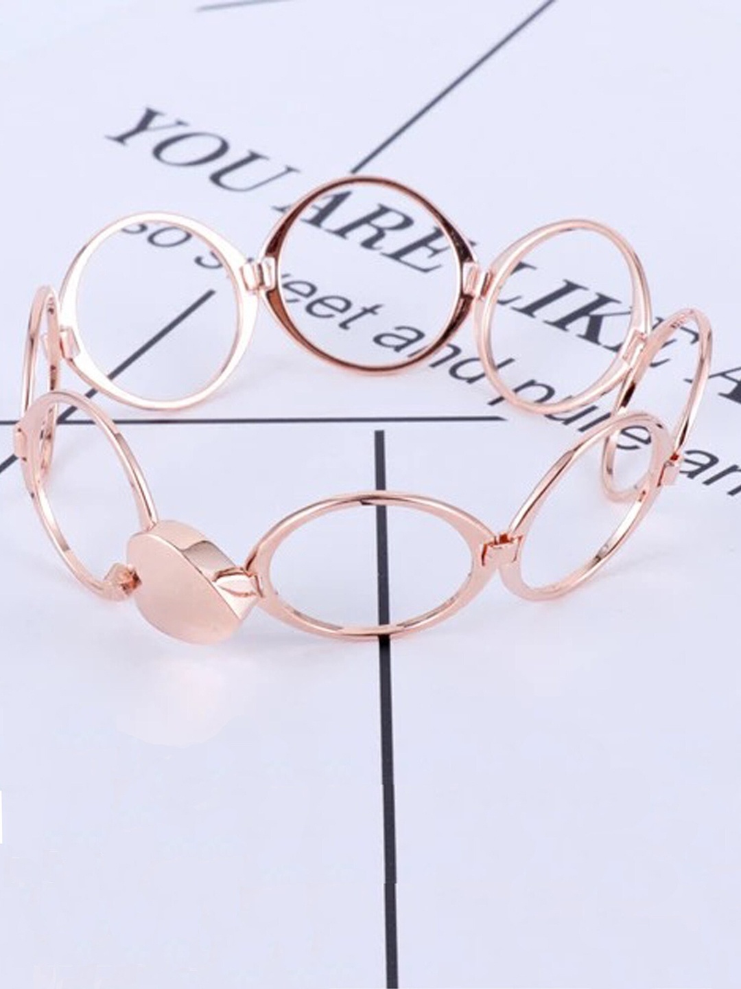 

Vembley Rose Gold-Plated Heart-Shaped Ring