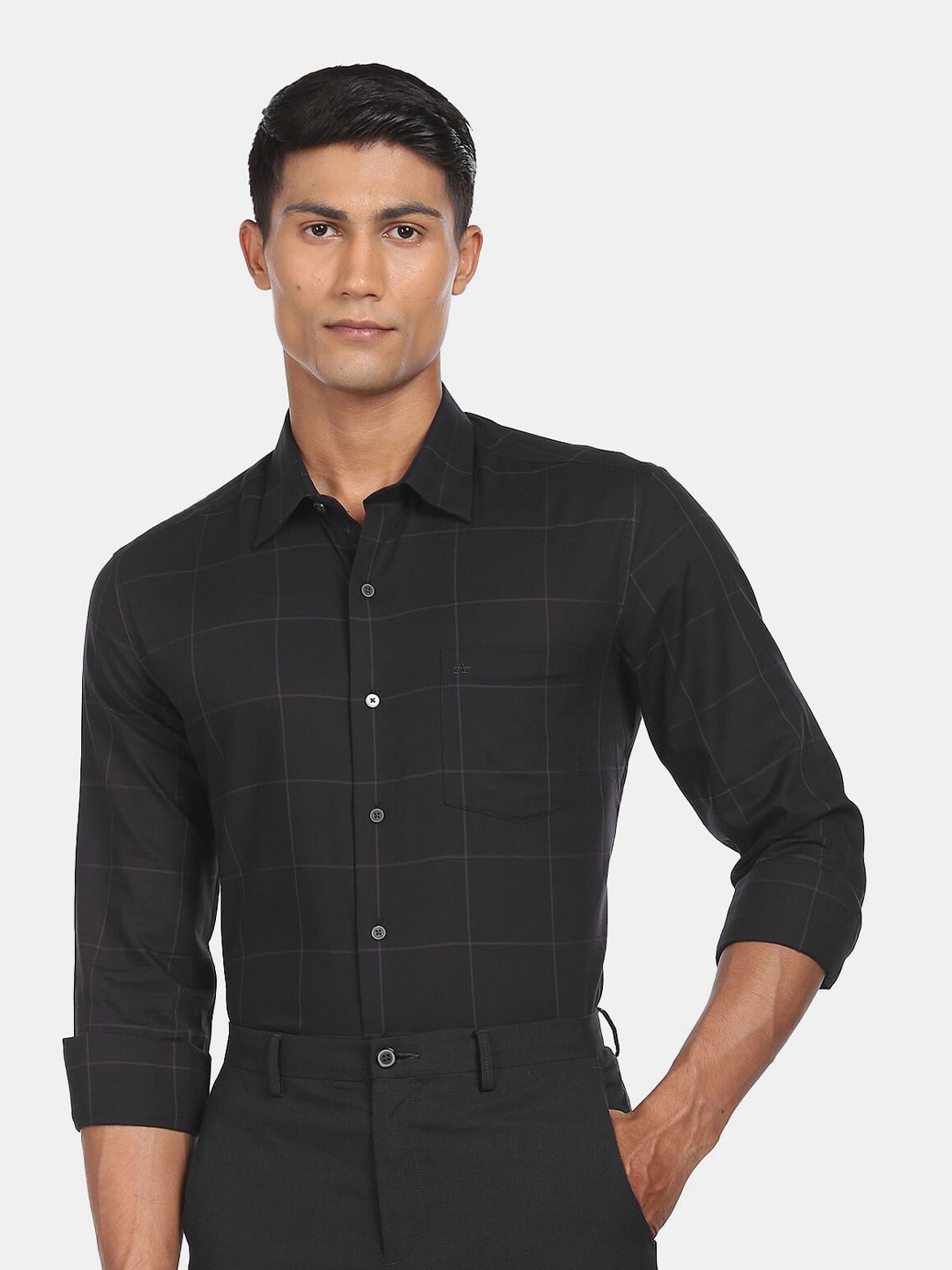 

Arrow New York Men Black Slim Fit Windowpane Checked Pure Cotton Formal Shirt