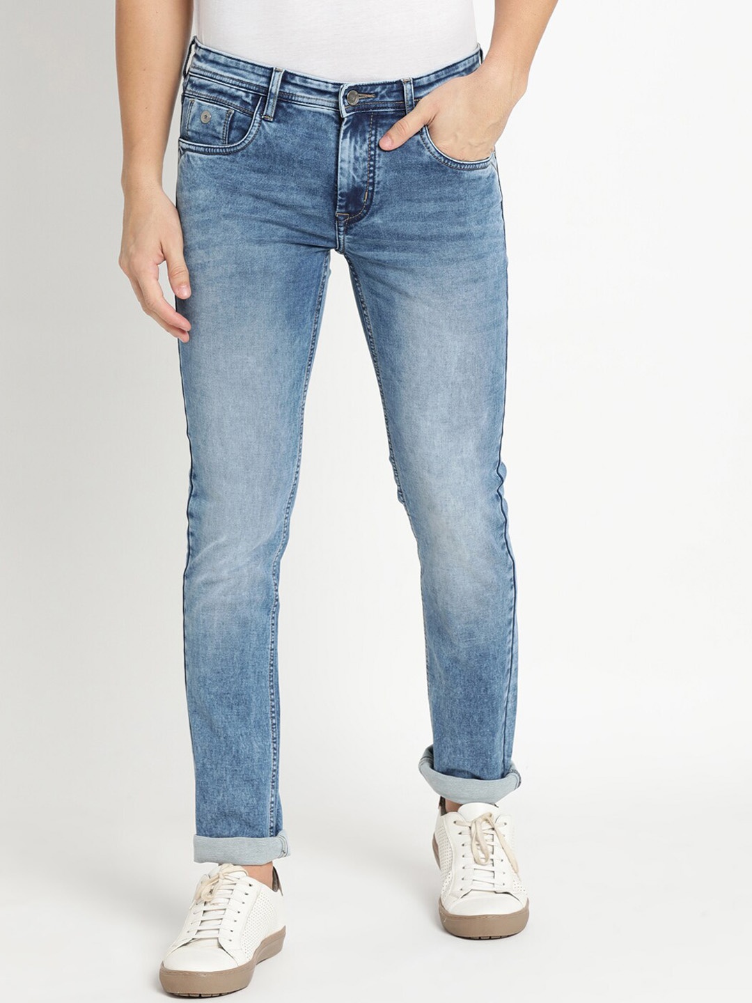 

Turtle Men Blue Tapered Fit Heavy Fade Stretchable Jeans