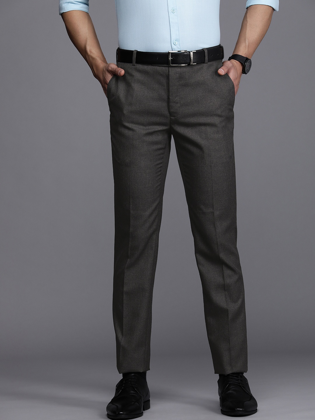 

Raymond Men Grey Textured Slim Fit Formal Trousers