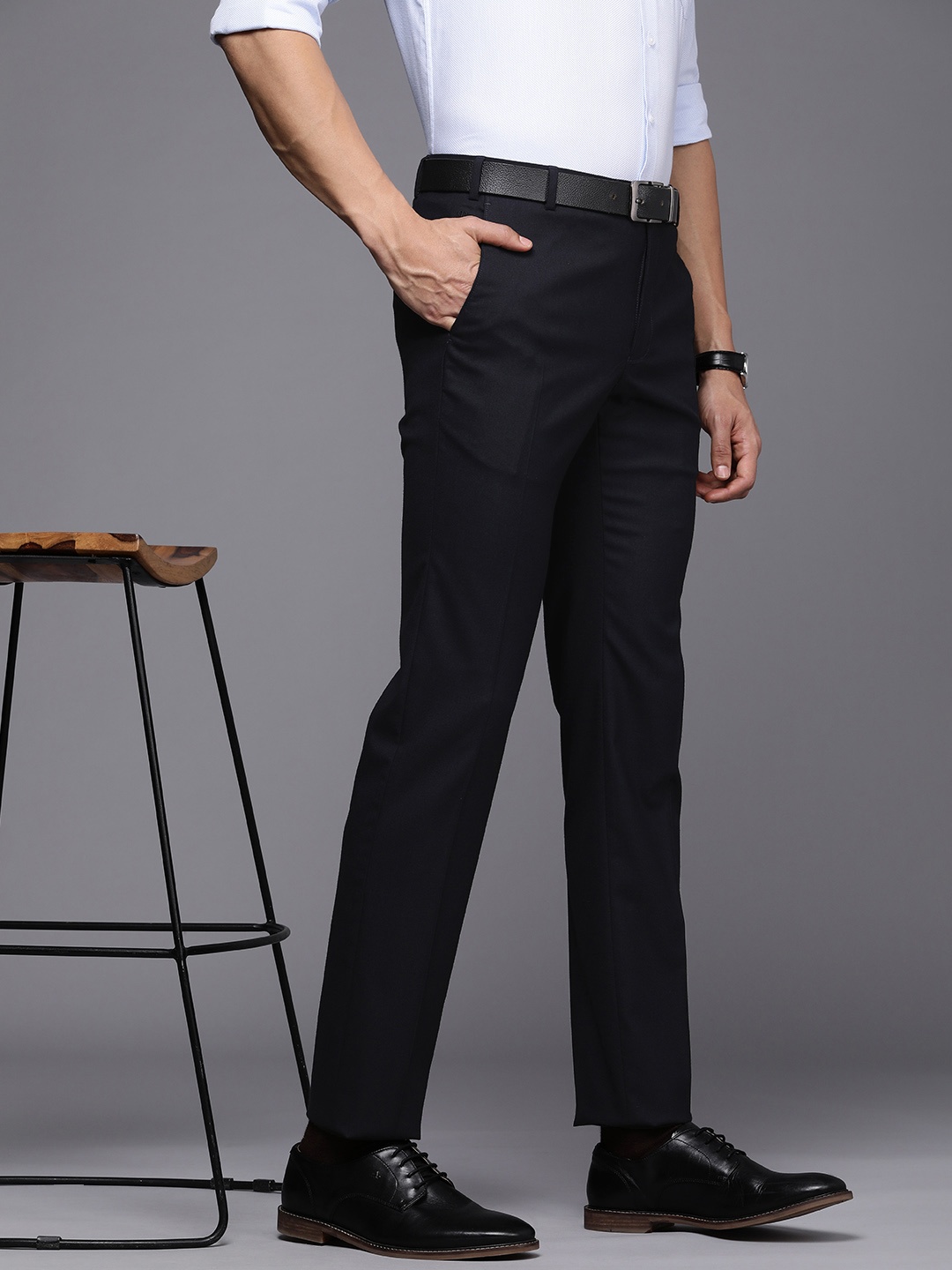 

Raymond Men Slim Fit Formal Trousers, Navy blue