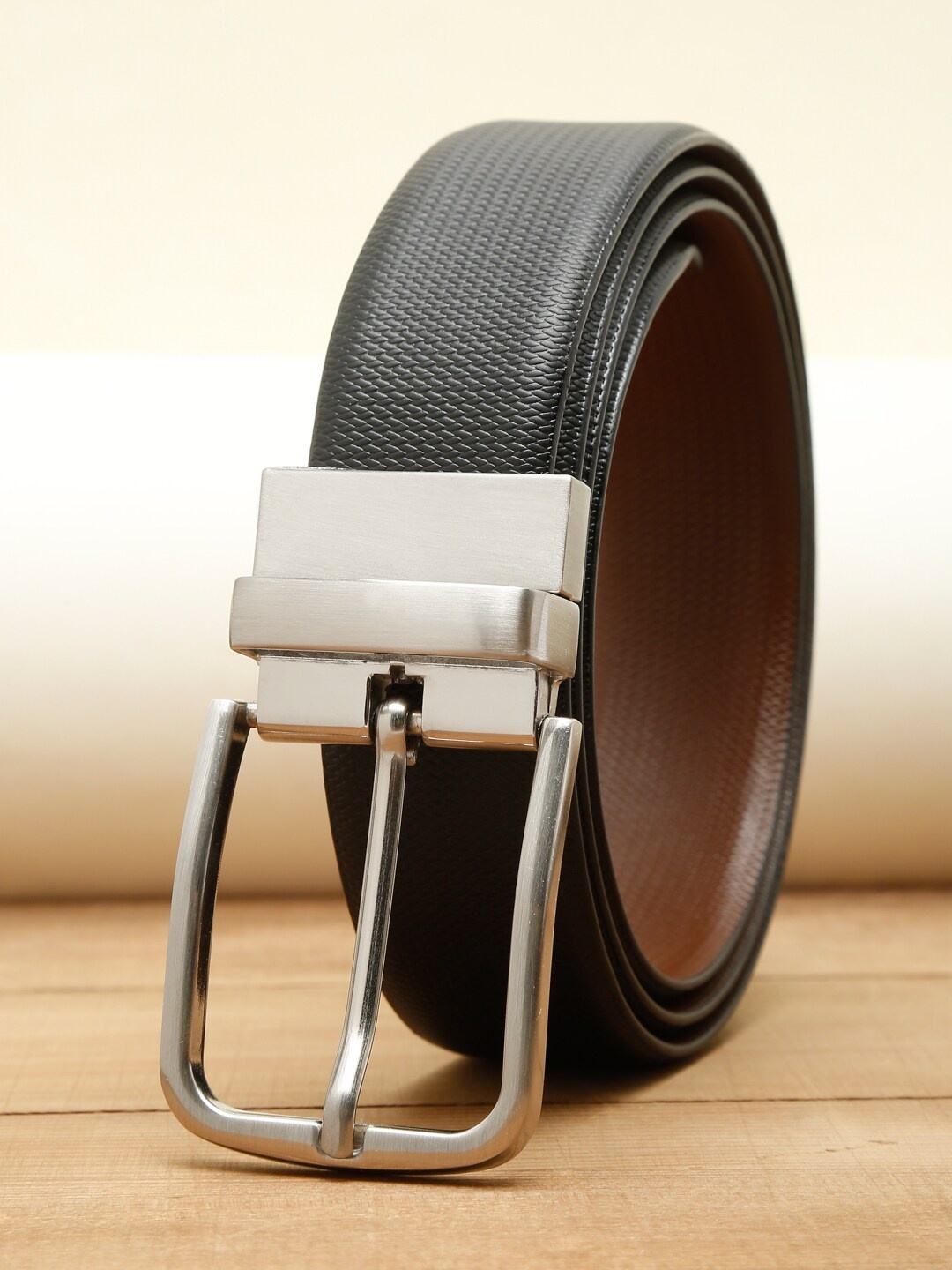 

Teakwood Leathers Men Black Textured Leather Reversible Formal Belt