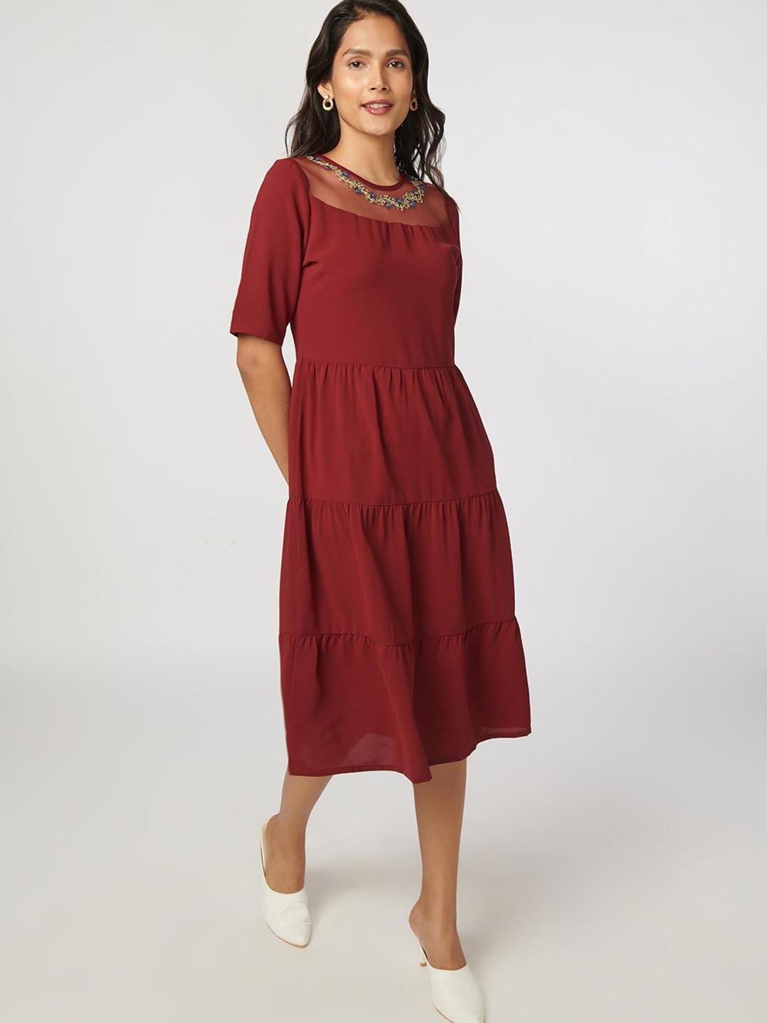 

NOT SO PINK Women Burgundy Embroidered Neck Tiered Midi Dress