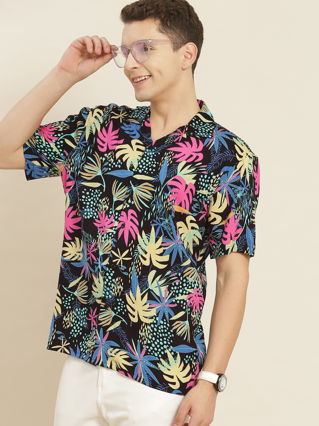 

Hancock Men Black & Pink Printed Relaxed Fit Viscose Rayon Casual Resort Shirt