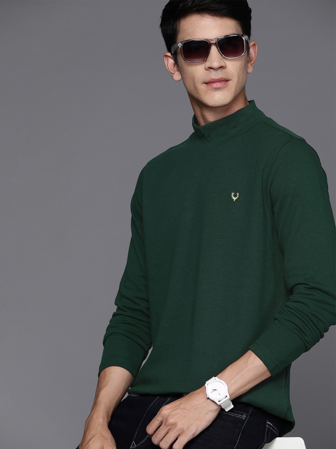 

Allen Solly Solid Sweatshirt, Green