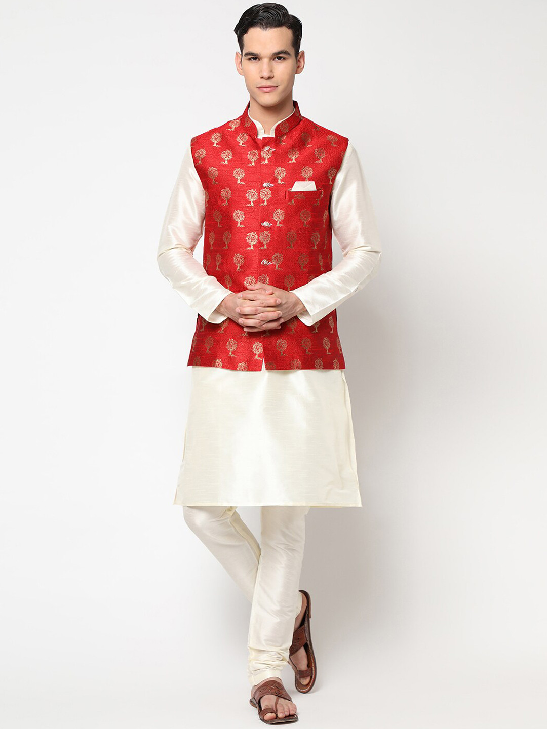 

GoStyle Men White Kurta with Churidar