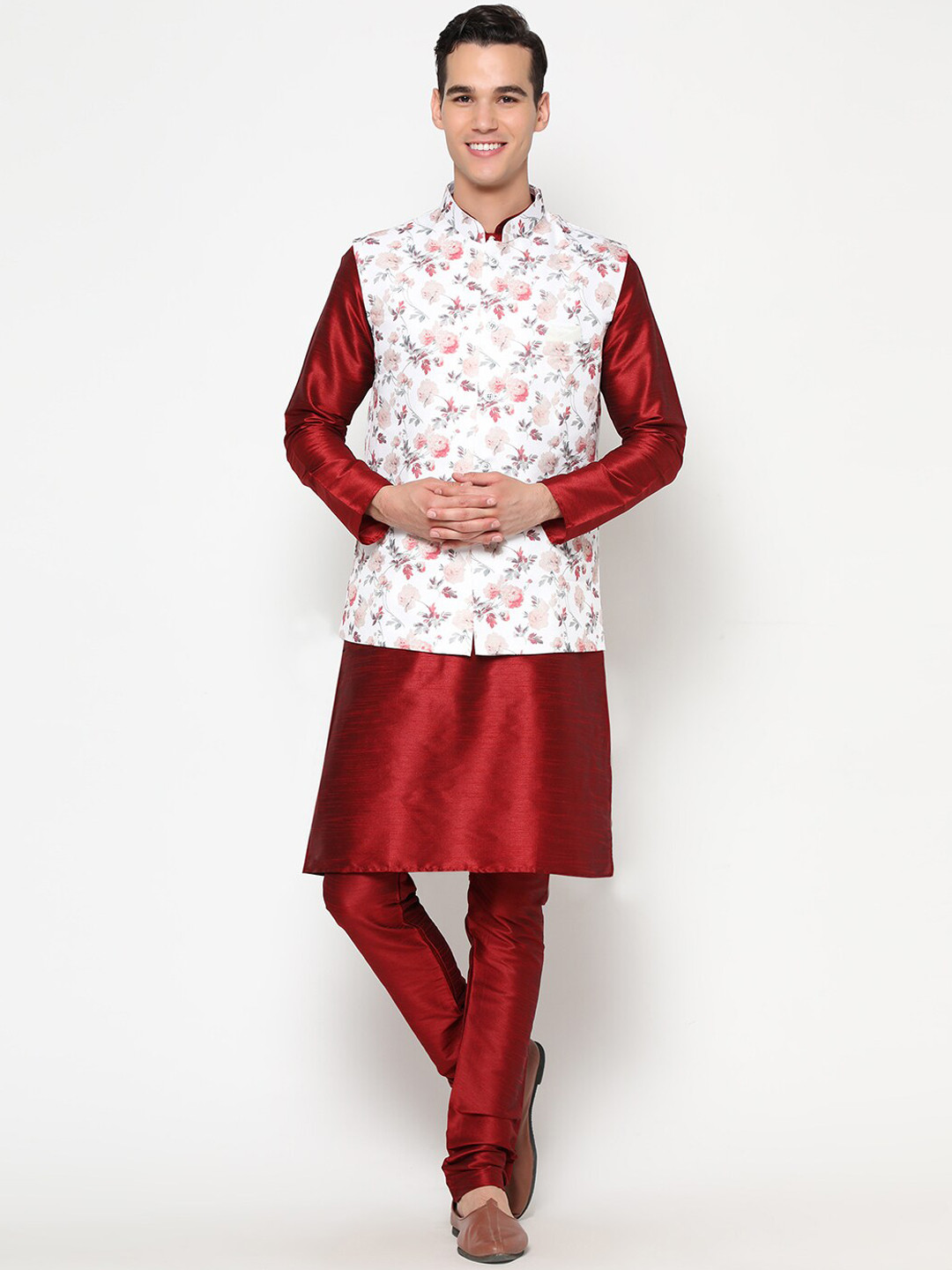 

GoStyle Men Red Kurta with Churidar & Printed Nehru Kurta