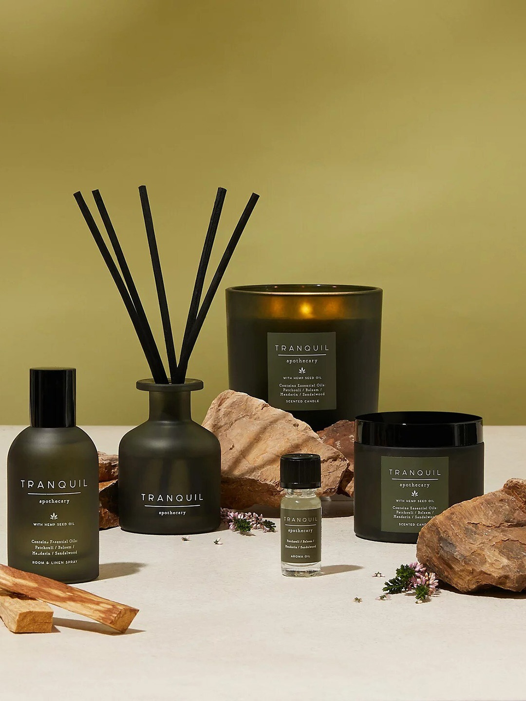 

Marks & Spencer Green Solid Tranquil Refil Oil