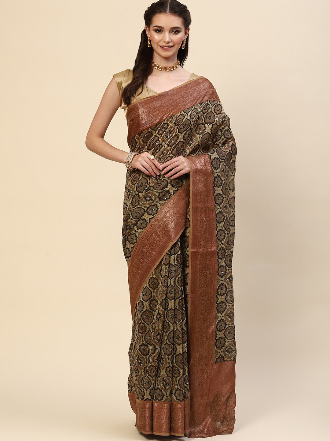 

Meena Bazaar Black & Beige Printed Saree