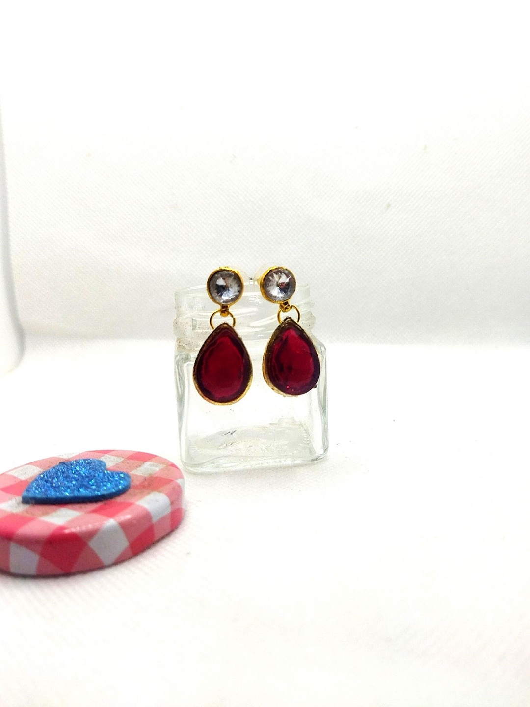 

Kshitij Jewels Red & White Gold Plated Teardrop Shaped Drop Earrings