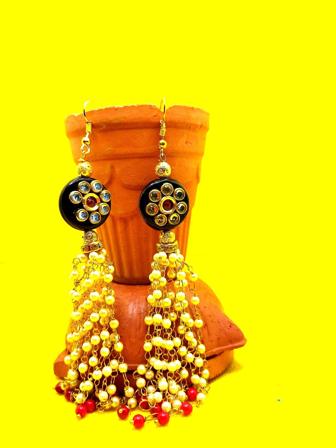

Kshitij Jewels Black & Off White Gold-Plated Drop Earrings