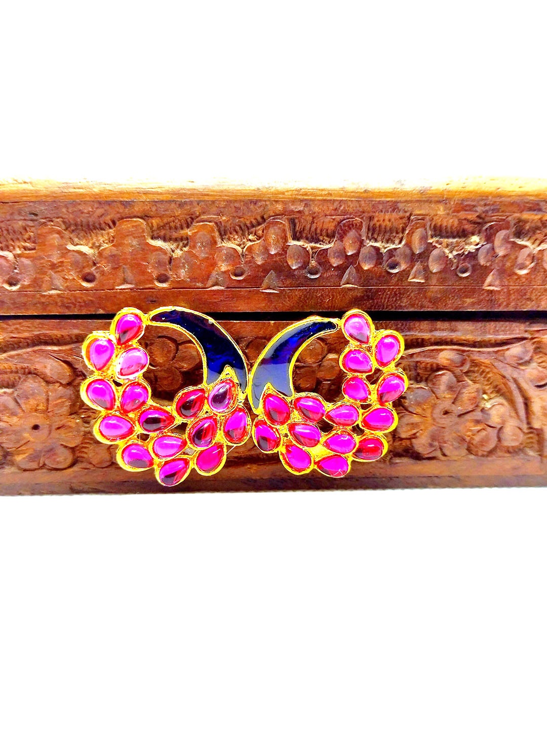 

Kshitij Jewels Navy Blue Gold-Plated Peacock Shaped Studs Earrings