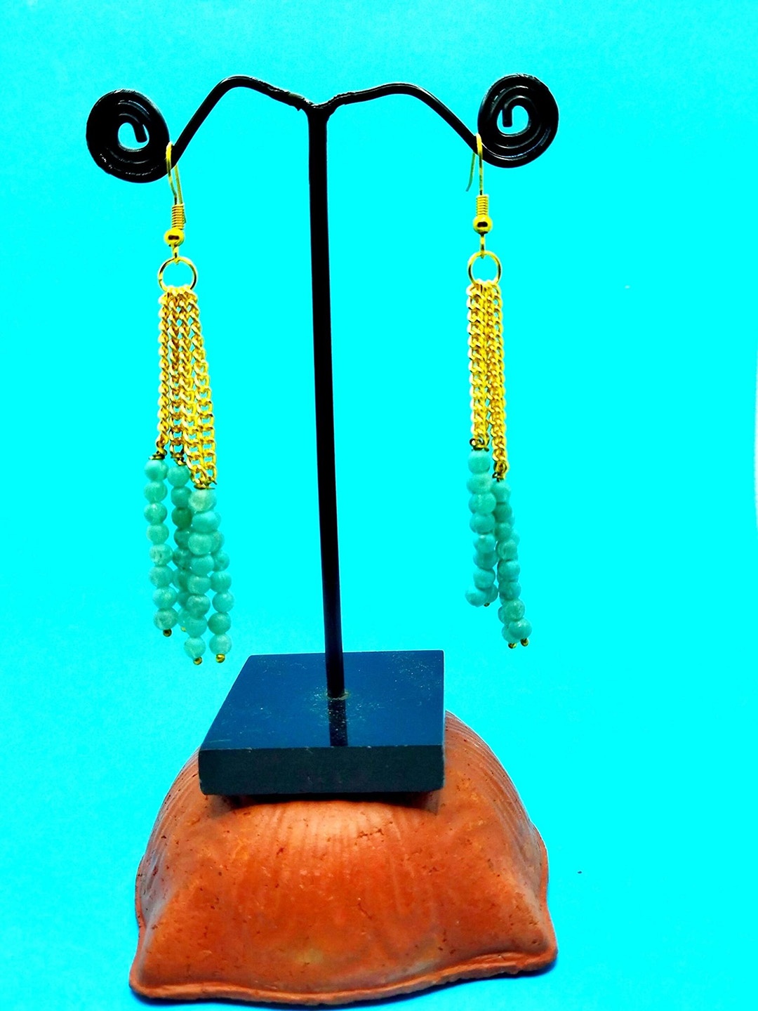 

Kshitij Jewels Women Gold-Plated & Turquoise Blue Contemporary Drop Earrings