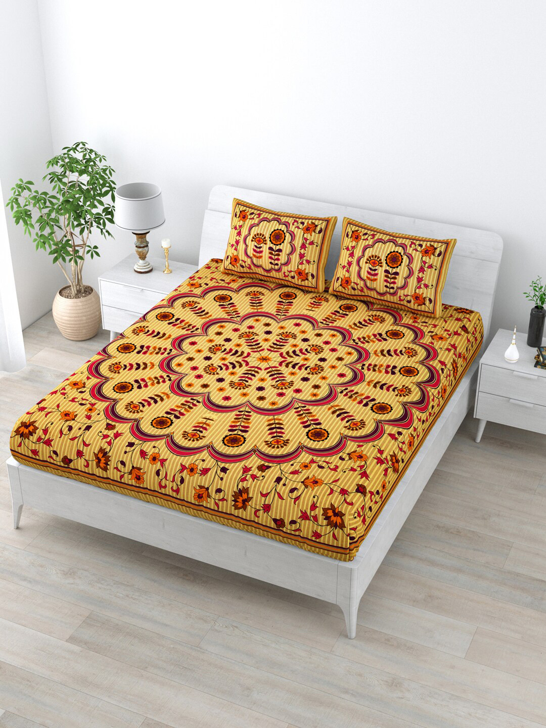 

LIVING ROOTS Mustard & Brown Ethnic Motifs Cotton144 TC Queen Bedsheet with Pillow Covers