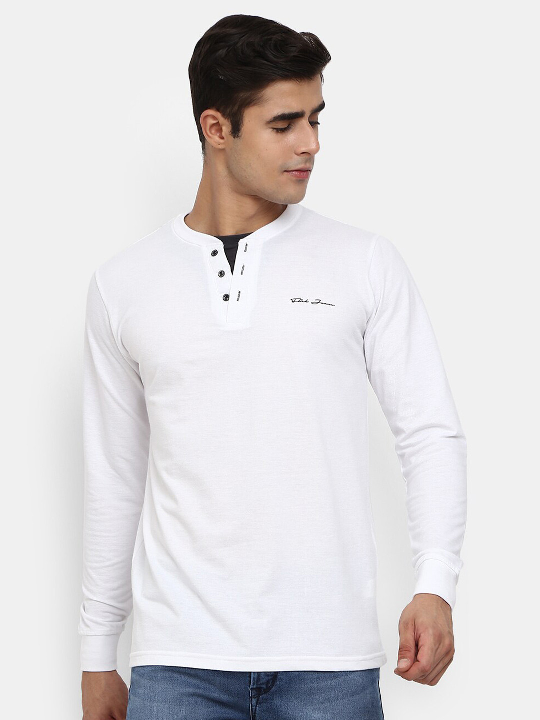 

V-Mart Men White Henley Neck Solid Cotton T-shirt