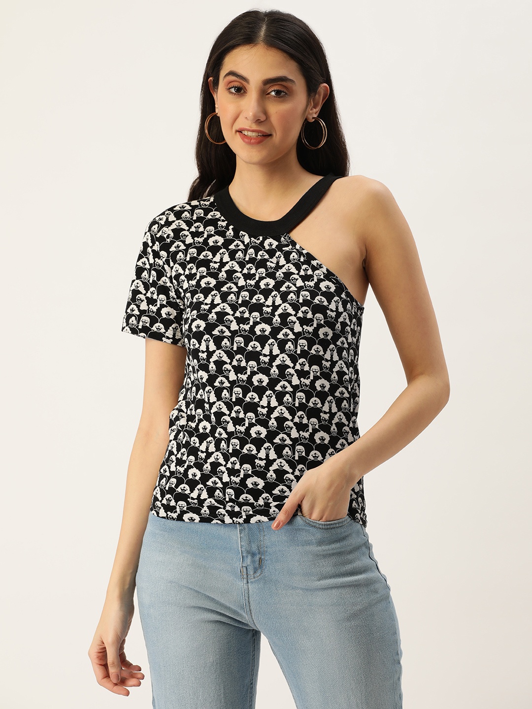 

FOREVER 21 Women Black & White Graphic Print One Shoulder Top