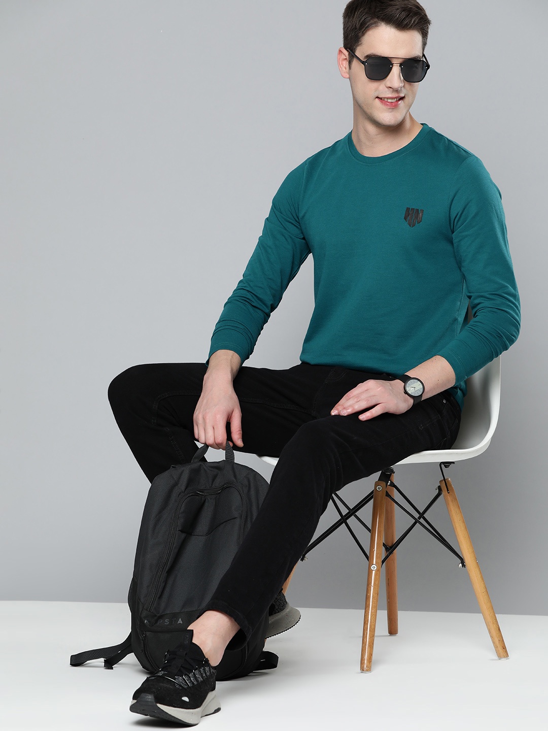 

HERE&NOW Men Teal Blue Solid T-shirt